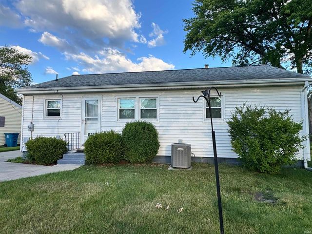 54668 28th Street, South Bend, IN 46635