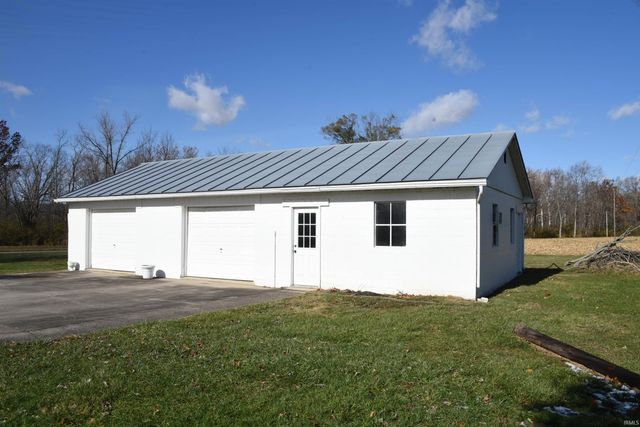 9850 N Reynard Road, Albany, IN 47320