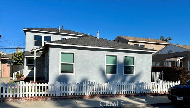 5759 E 2nd, Long Beach, CA 90803