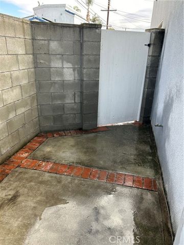 5759 E 2nd, Long Beach, CA 90803