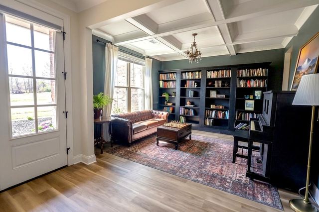 321 GEORGE ELLIS DR, Munford, TN 38058