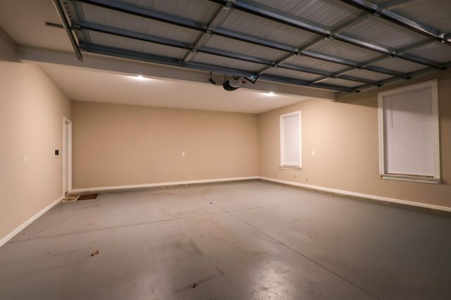 321 GEORGE ELLIS DR, Munford, TN 38058