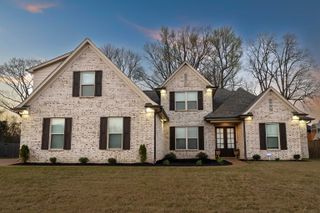 321 GEORGE ELLIS DR, Munford, TN 38058