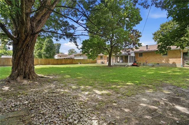 5668 Bellefontaine Road, Huber Heights, OH 45424