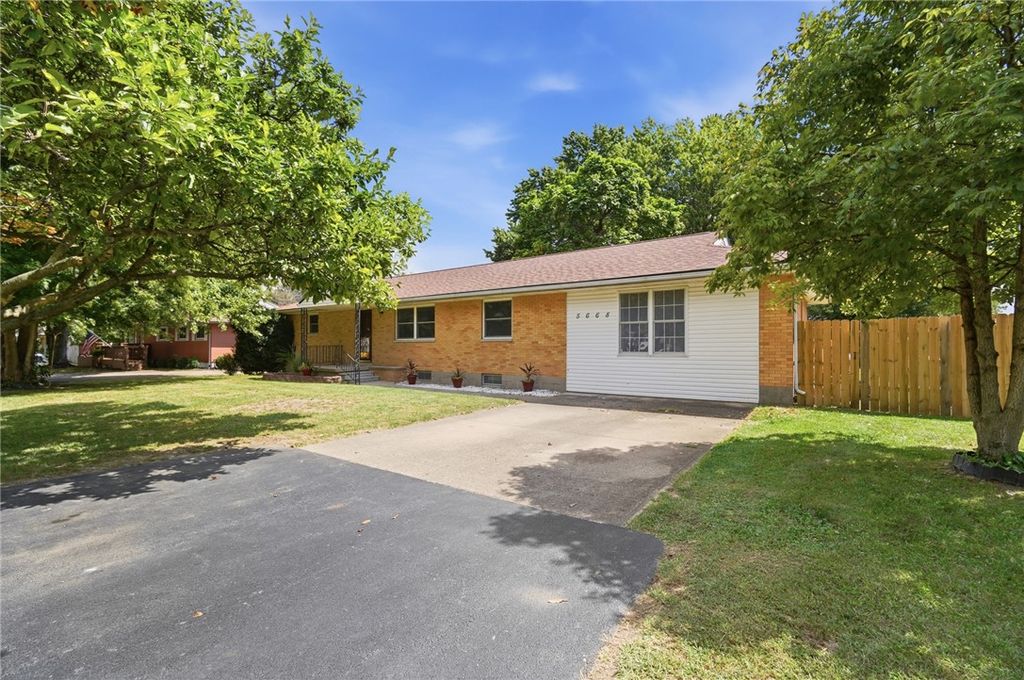 5668 Bellefontaine Road, Huber Heights, OH 45424