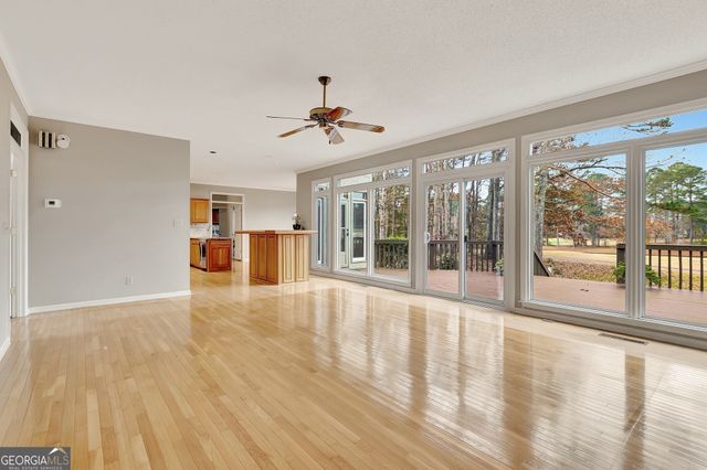 313 Evian Way, Peachtree City, GA 30269