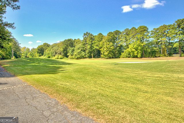 313 Evian Way, Peachtree City, GA 30269