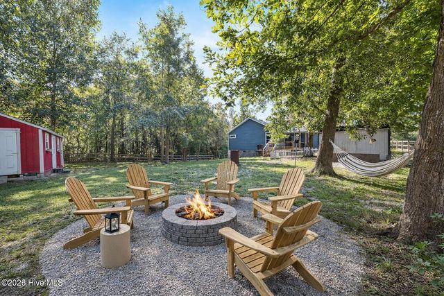 114 Lands End Court, Hampstead, NC 28443