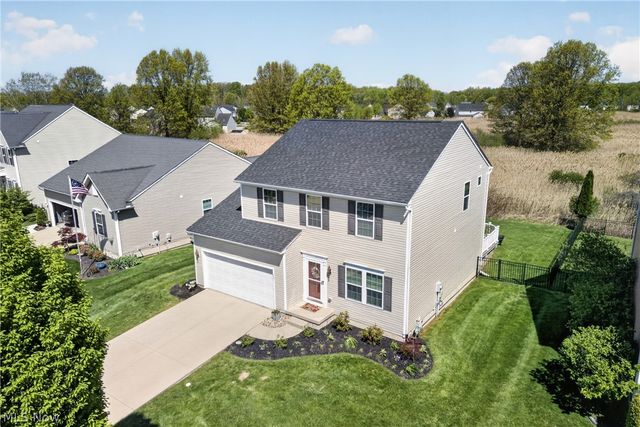 421 Greenfield Lane, Painesville, OH 44077