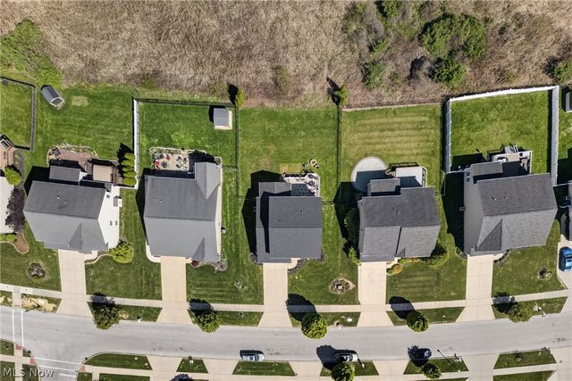 421 Greenfield Lane, Painesville, OH 44077