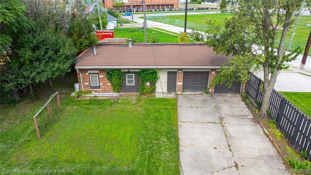 16243 Owen Avenue, Eastpointe, MI 48021