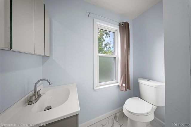 16243 Owen Avenue, Eastpointe, MI 48021