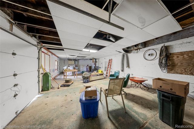 16243 Owen Avenue, Eastpointe, MI 48021