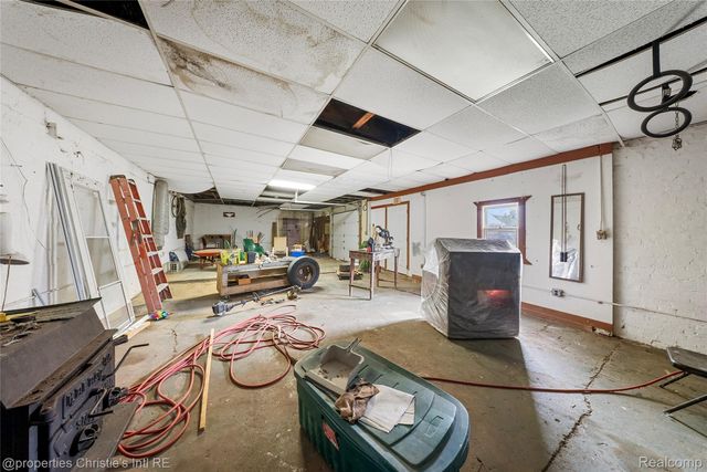 16243 Owen Avenue, Eastpointe, MI 48021