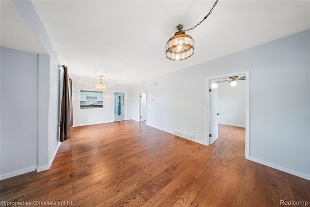 16243 Owen Avenue, Eastpointe, MI 48021