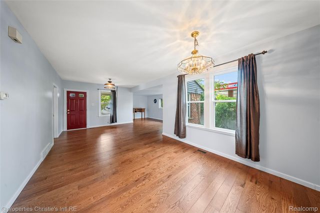 16243 Owen Avenue, Eastpointe, MI 48021