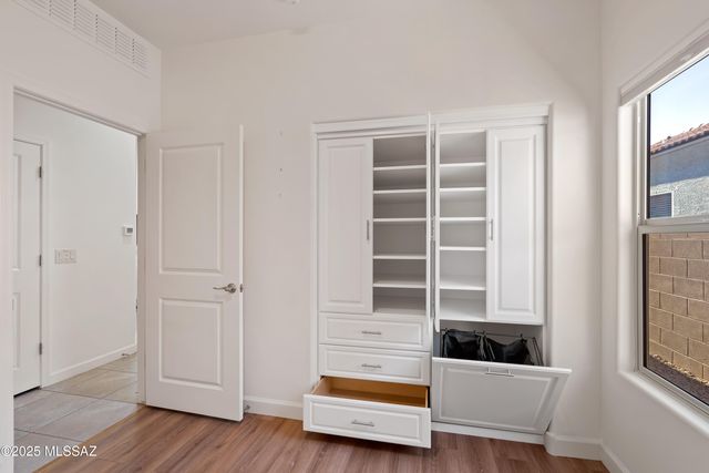 6373 W Yew Pine Way, Tucson, AZ 85743