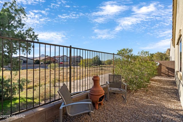 6373 W Yew Pine Way, Tucson, AZ 85743