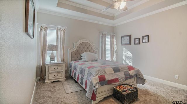 129 Oak Springs Loop, Mabank, TX 75156