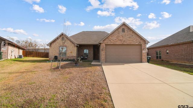 129 Oak Springs Loop, Mabank, TX 75156