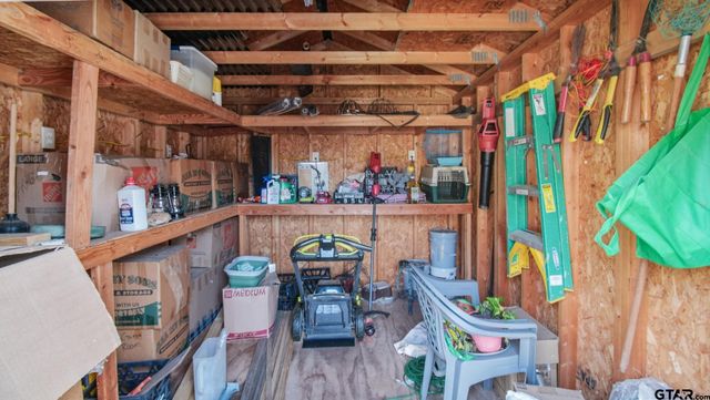 129 Oak Springs Loop, Mabank, TX 75156