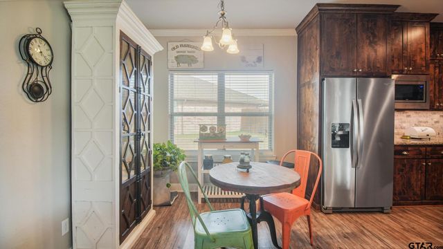 129 Oak Springs Loop, Mabank, TX 75156