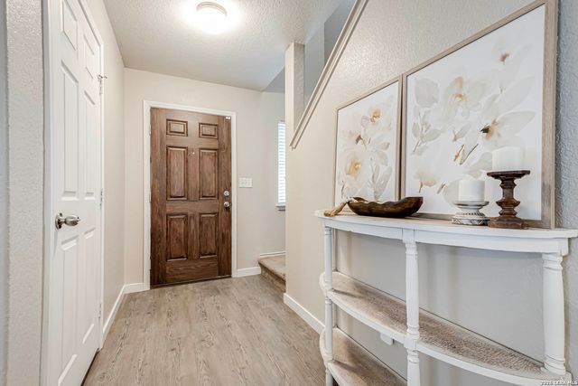 11737 Silver Sky, San Antonio, TX 78254