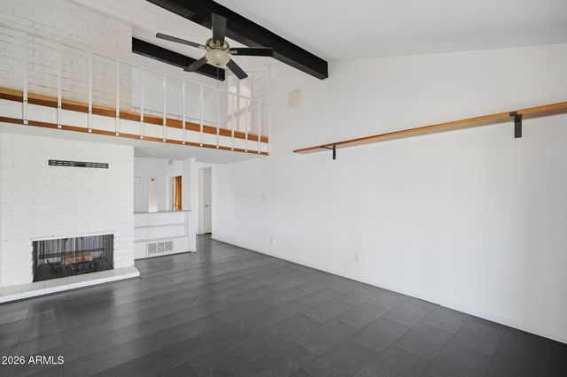 5020 W ROYAL PALM Road, Glendale, AZ 85302