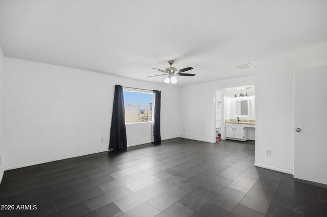 5020 W ROYAL PALM Road, Glendale, AZ 85302