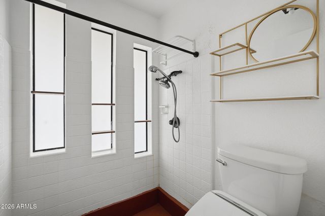 5020 W ROYAL PALM Road, Glendale, AZ 85302