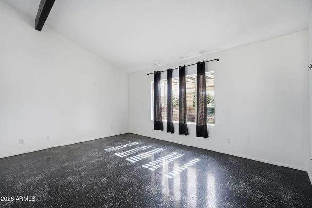 5020 W ROYAL PALM Road, Glendale, AZ 85302