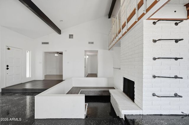 5020 W ROYAL PALM Road, Glendale, AZ 85302