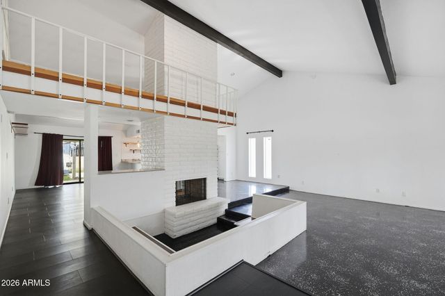 5020 W ROYAL PALM Road, Glendale, AZ 85302