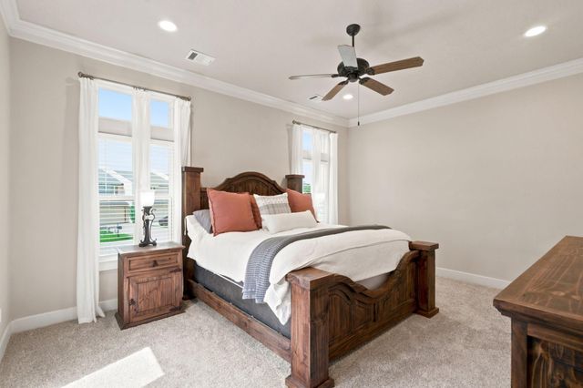 100 Capetown Circle, Montgomery, TX 77356
