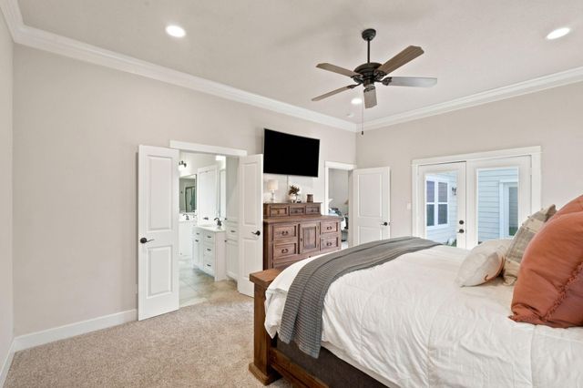 100 Capetown Circle, Montgomery, TX 77356
