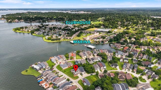 100 Capetown Circle, Montgomery, TX 77356