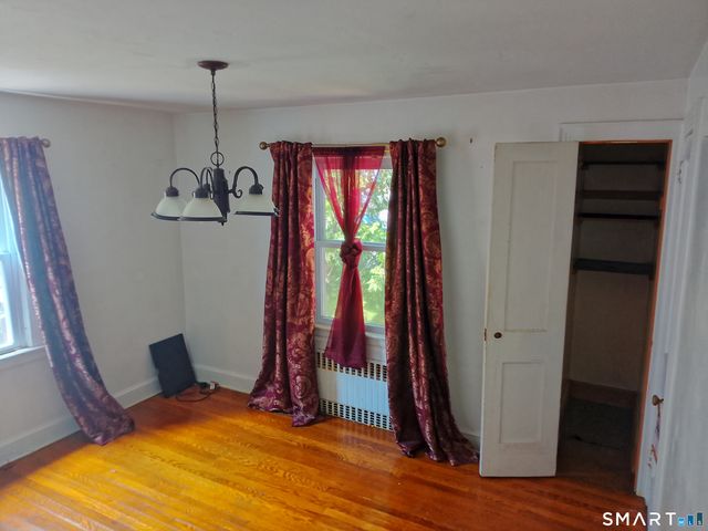 39 Wadsworth Street, East Hartford, CT 06118