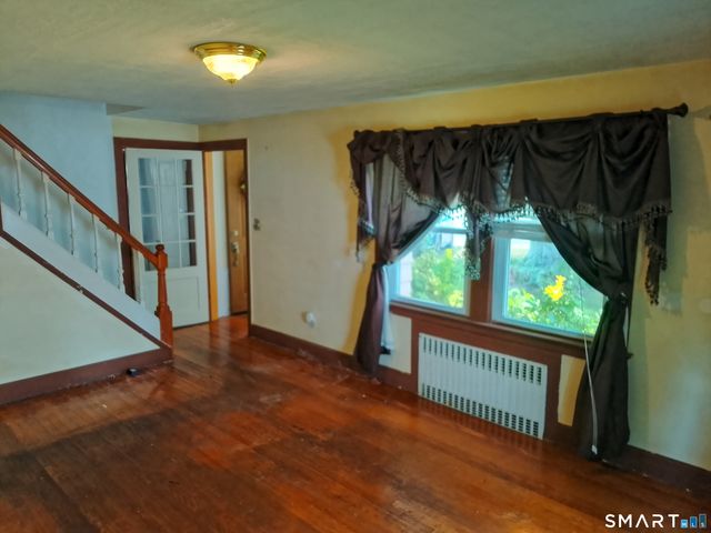 39 Wadsworth Street, East Hartford, CT 06118