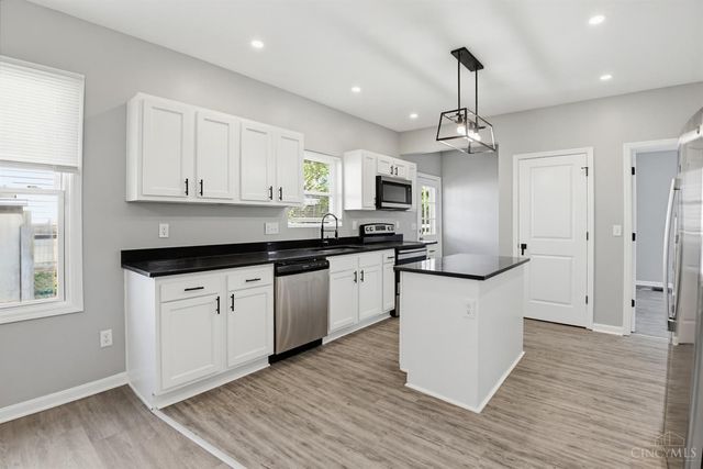 1831 Dallas Avenue, North College Hill, OH 45239