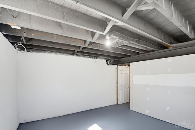 1831 Dallas Avenue, North College Hill, OH 45239