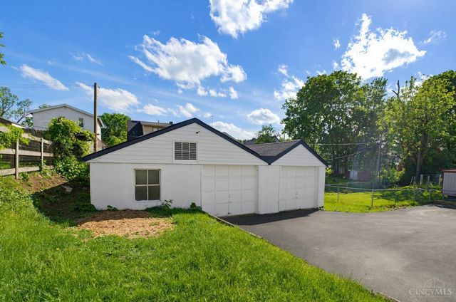 1831 Dallas Avenue, North College Hill, OH 45239