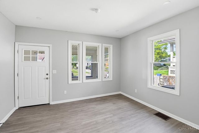 1831 Dallas Avenue, North College Hill, OH 45239