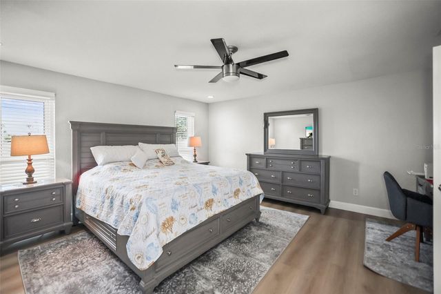 6360 2ND PALM POINT, St Petersburg, FL 33706