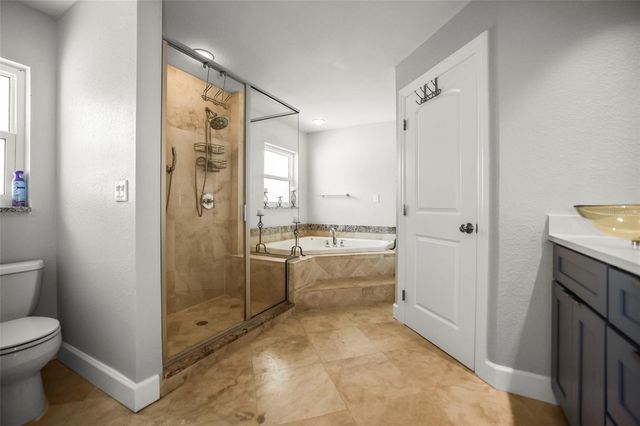 6360 2ND PALM POINT, St Petersburg, FL 33706