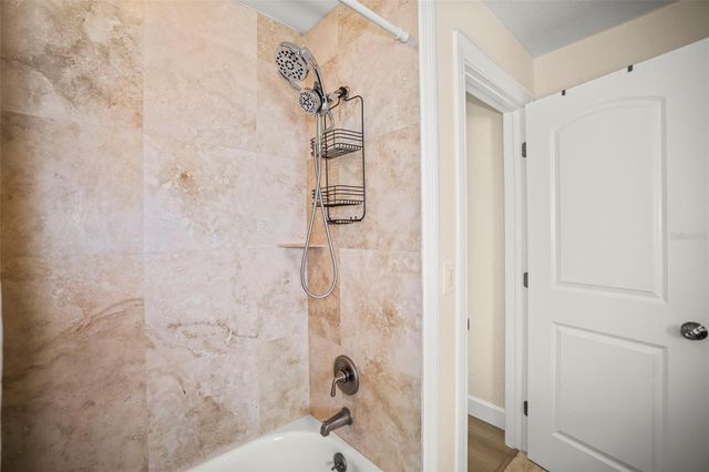 6360 2ND PALM POINT, St Petersburg, FL 33706