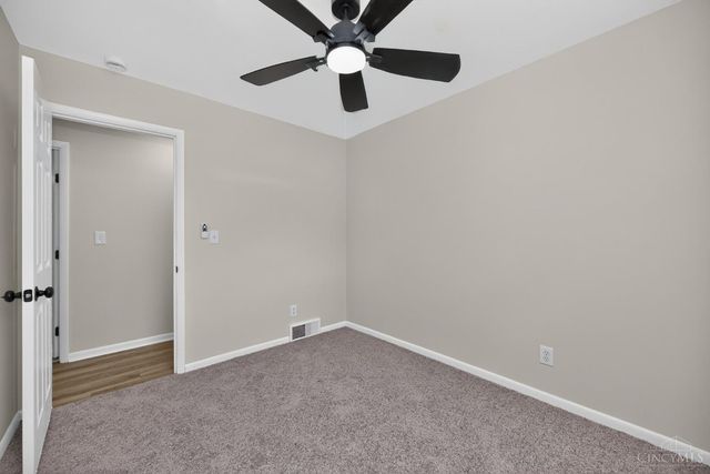 4074 E Kemper Road, Sharonville, OH 45241