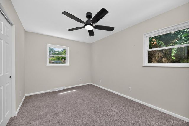 4074 E Kemper Road, Sharonville, OH 45241