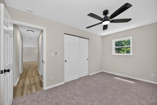 4074 E Kemper Road, Sharonville, OH 45241