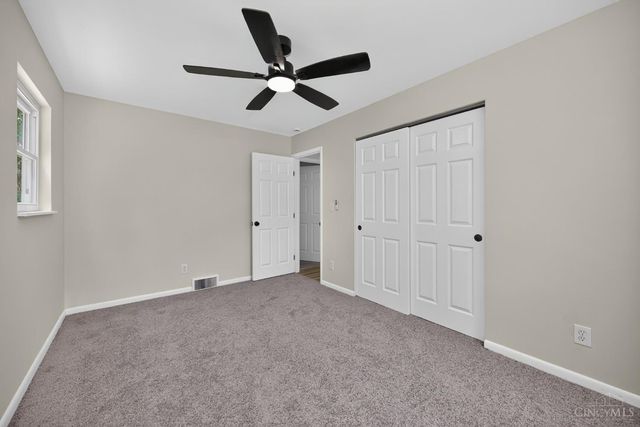 4074 E Kemper Road, Sharonville, OH 45241