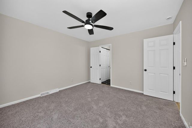 4074 E Kemper Road, Sharonville, OH 45241